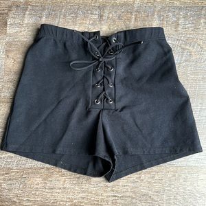 Windsor high waisted front tie shorts size small